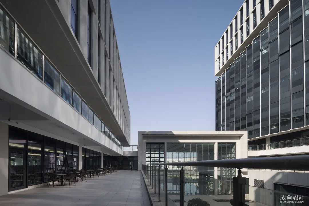 室外休息區(qū)-品牌裝修公司